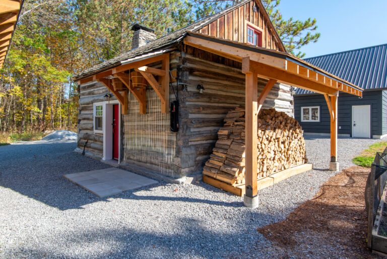 _EC22453-HDR