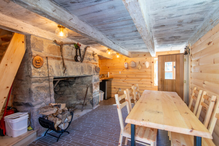 _EC22463-HDR